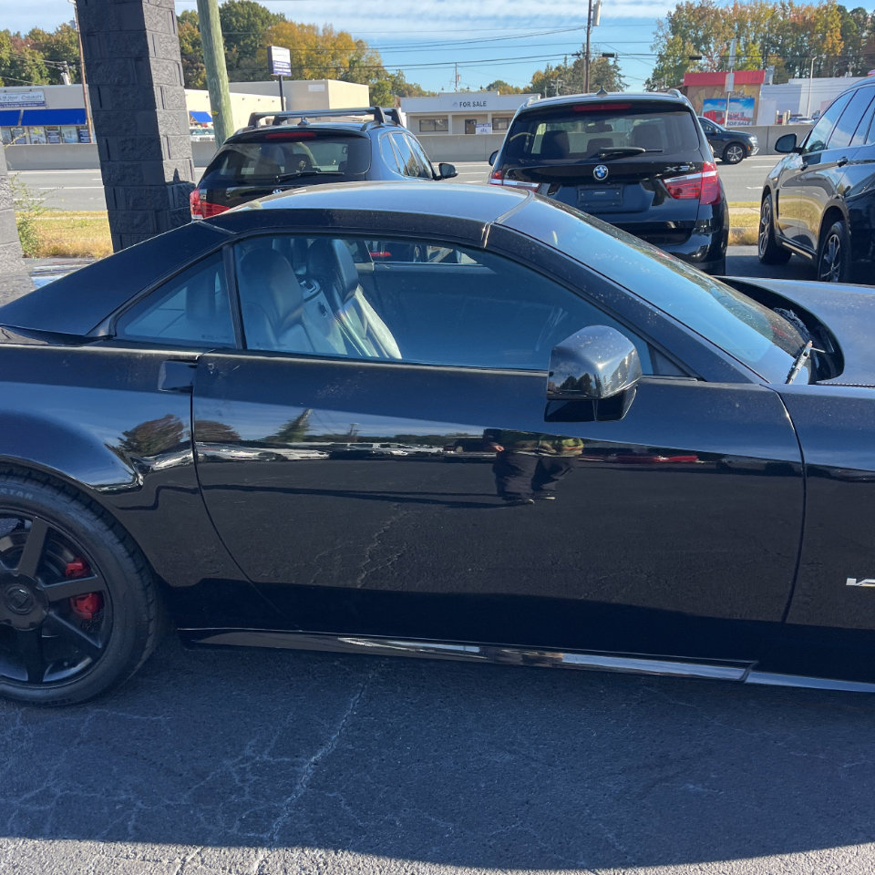 Used 2004 Cadillac XLR 2dr Convertible image 37