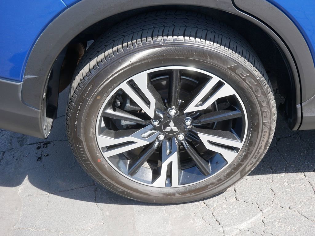 Used 2024 Mitsubishi Eclipse Cross SEL AWD/4WD image 8