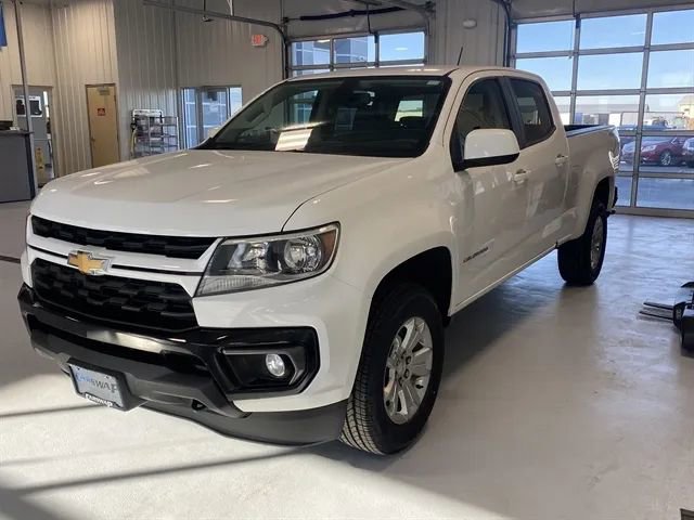 Used 2022 Chevrolet Colorado LT w/ LT Convenience Package image 6