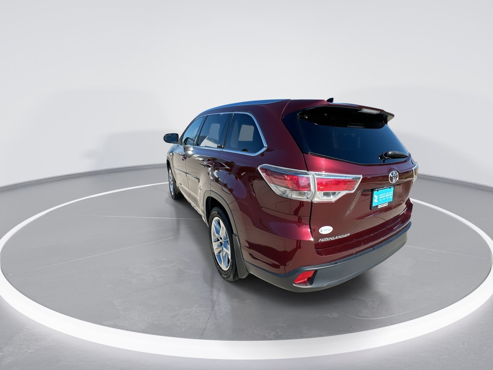 Used 2015 Toyota Highlander Limited Platinum AWD/4WD image 6