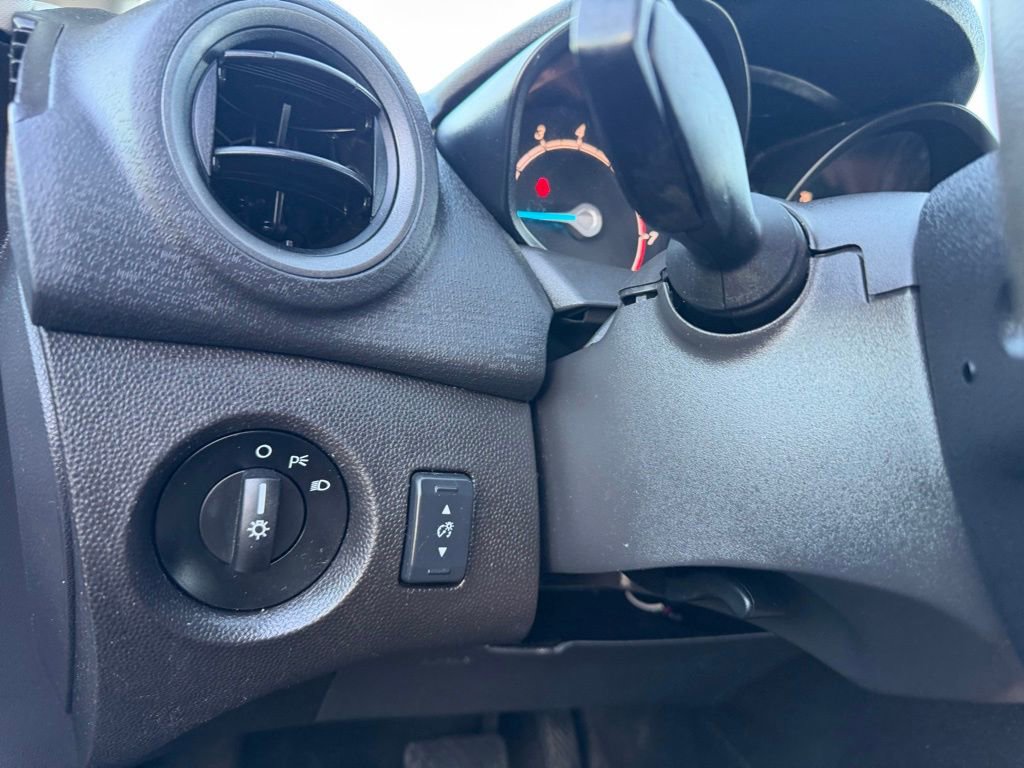 Used 2016 Ford Fiesta S image 27