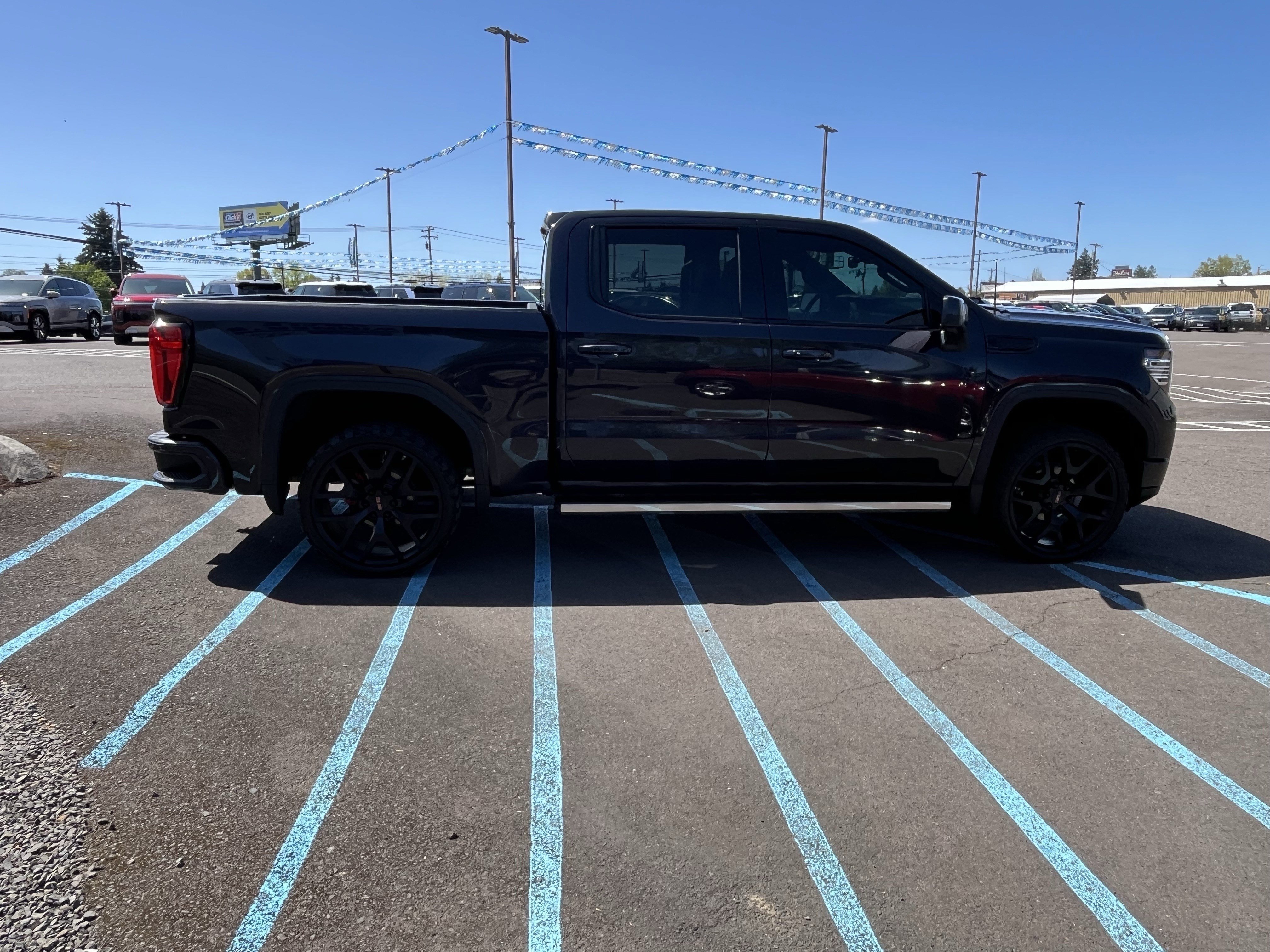 Used 2023 GMC Sierra 1500 Denali AWD/4WD image 6