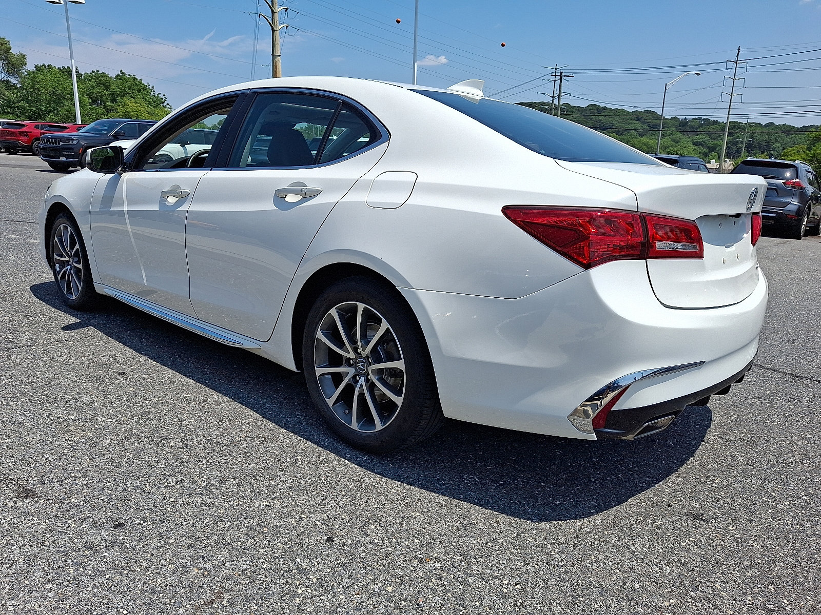 Used 2018 Acura TLX w/ Technology Package AWD/4WD image 5