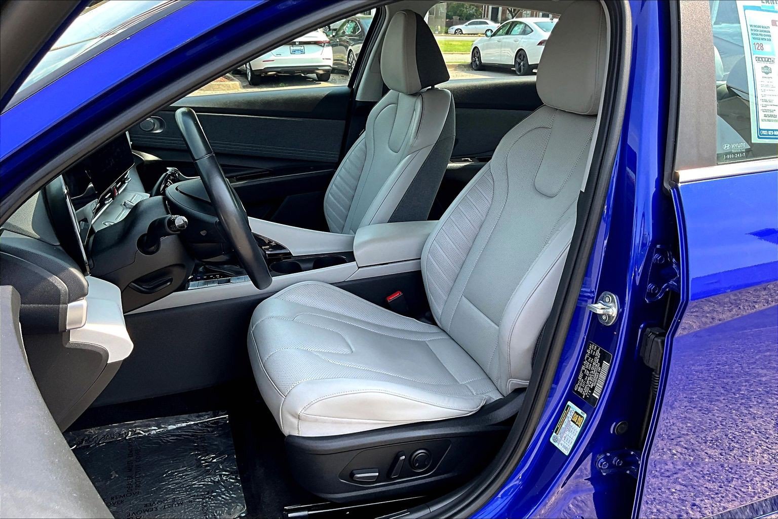 Used 2024 Hyundai Elantra Limited FWD image 25