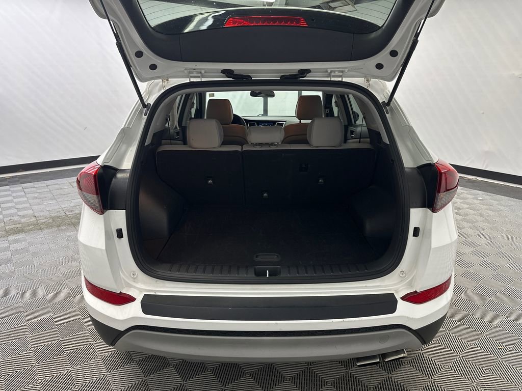 Used 2018 Hyundai Tucson Sport FWD image 19