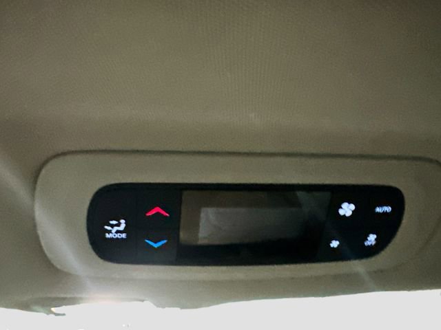Used 2021 Chrysler Pacifica Limited w/ Premium & Safety Sphere Group image 28