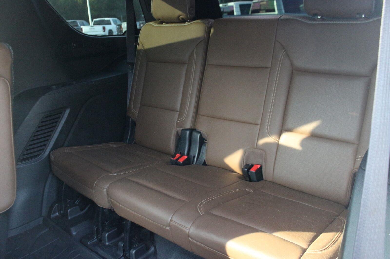 Used 2021 Chevrolet Tahoe High Country w/ Premium Package AWD/4WD image 37