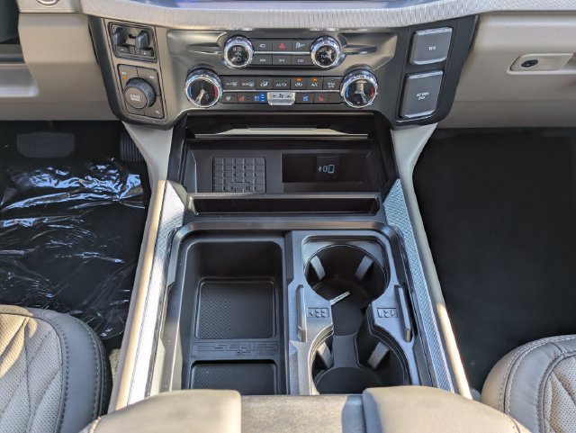 New 2026 Ford F350 Platinum w/ Platinum Plus Package AWD/4WD image 19