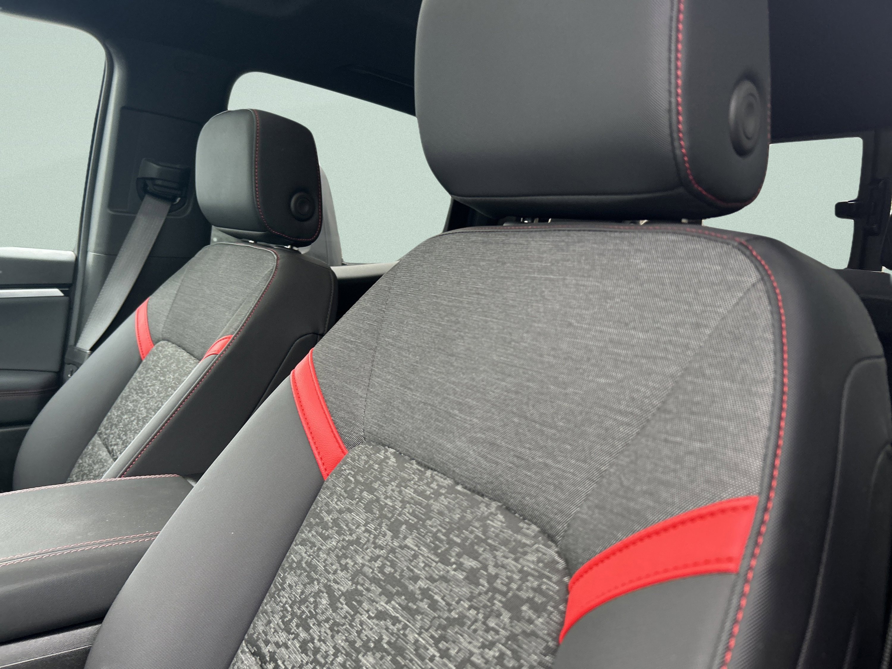 Used 2023 Chevrolet Colorado Z71 w/ Advanced Trailering Package image 12