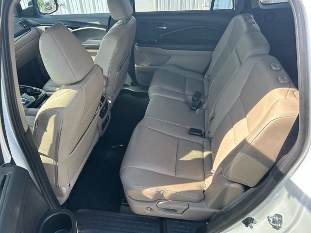 Used 2021 Honda Pilot Touring image 42