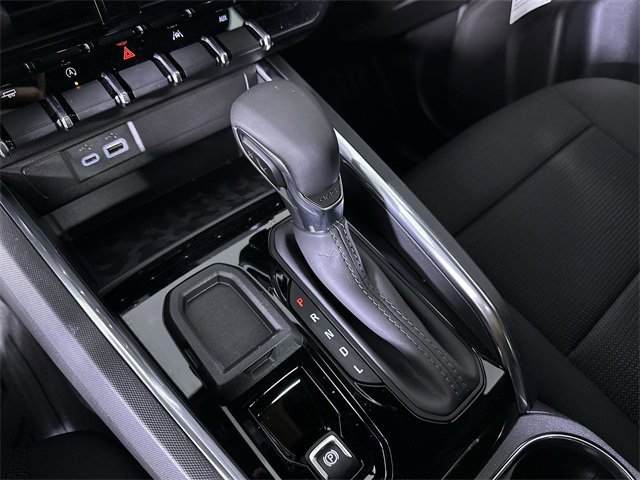 New 2026 GMC Canyon Elevation w/ Convenience Package image 16