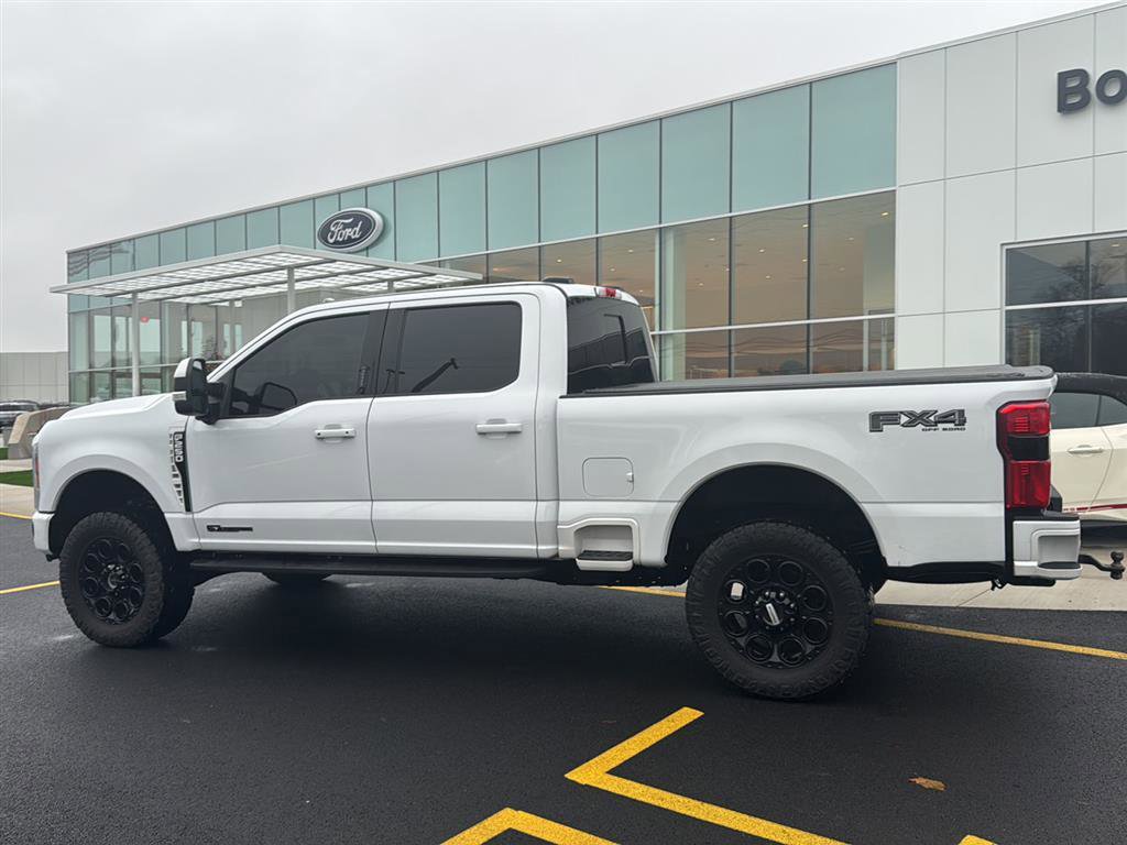Used 2023 Ford F250 XLT w/ Black Appearance Package image 15