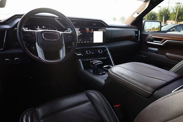 Used 2023 GMC Sierra 1500 Denali w/ Technology Package image 4
