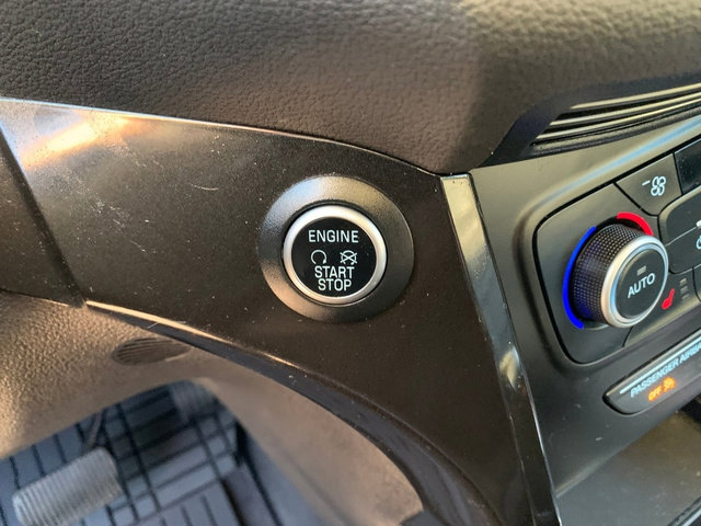Used 2019 Ford Escape Titanium w/ U9j03 - Titanium Tow Package AWD/4WD image 27