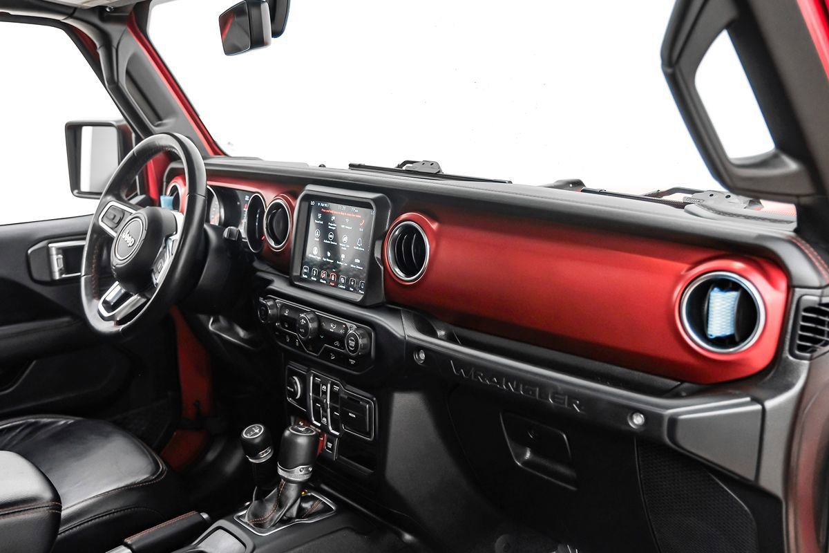 Used 2019 Jeep Wrangler Unlimited Rubicon AWD/4WD image 12