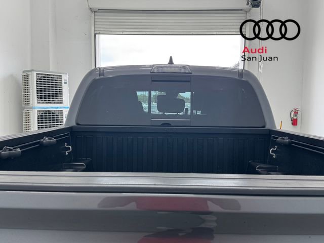 Used 2020 Toyota Tacoma SR5 RWD image 15