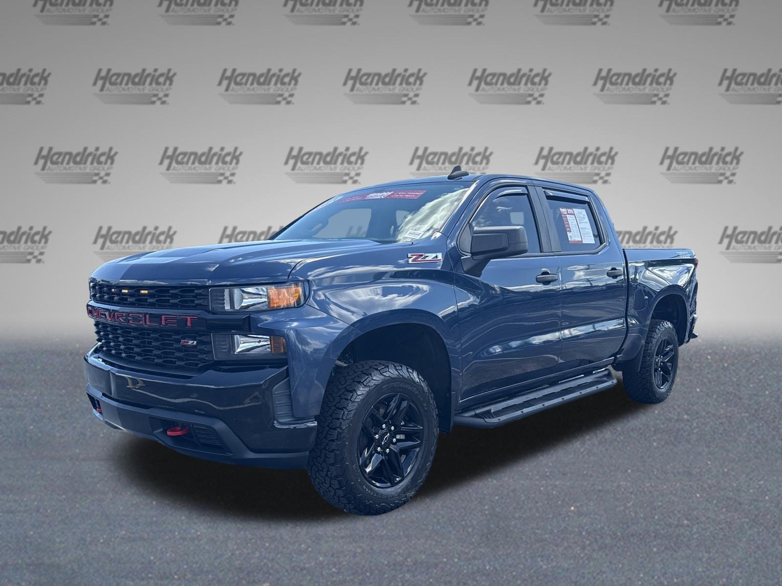 Used 2021 Chevrolet Silverado 1500 Custom Trail Boss w/ LPO, Dark Essentials Package AWD/4WD image 5