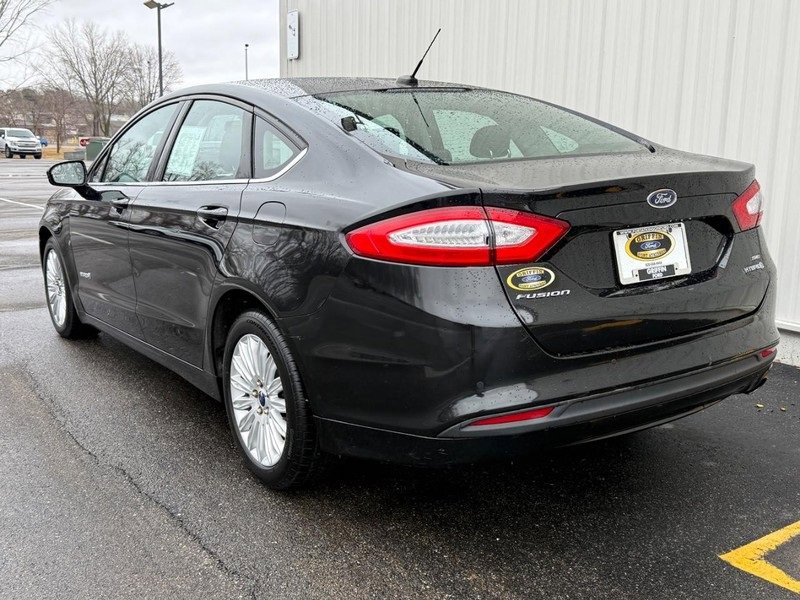 Used 2014 Ford Fusion SE image 3