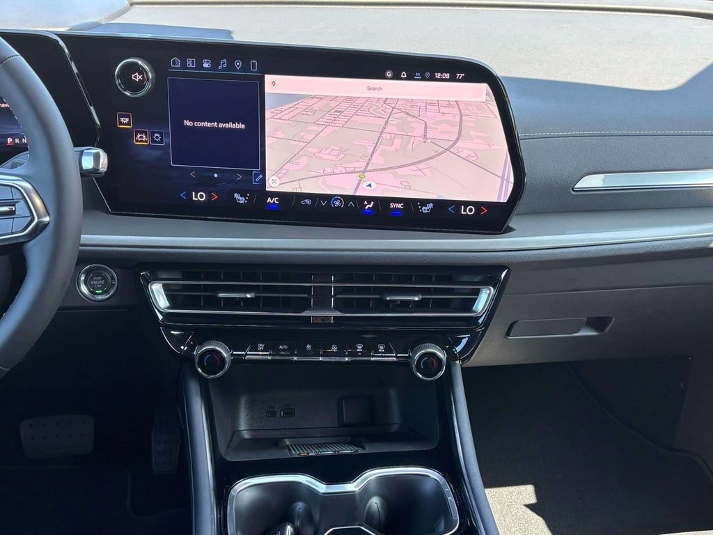 New 2027 Chevrolet Traverse LT w/ Midnight/Sport Edition FWD image 26