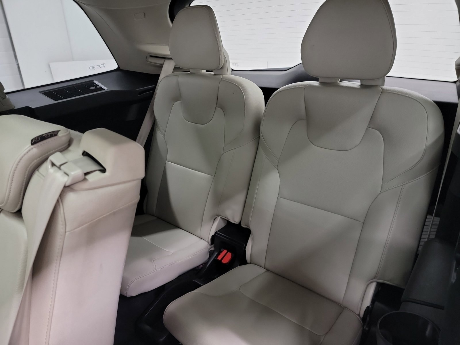 Used 2019 Volvo XC90 T6 Momentum w/ Advanced Package image 34