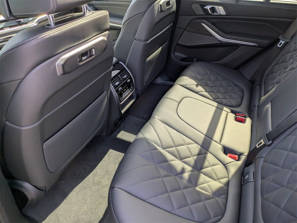 New 2026 BMW X5 sDrive40i w/ M Sport Package image 9