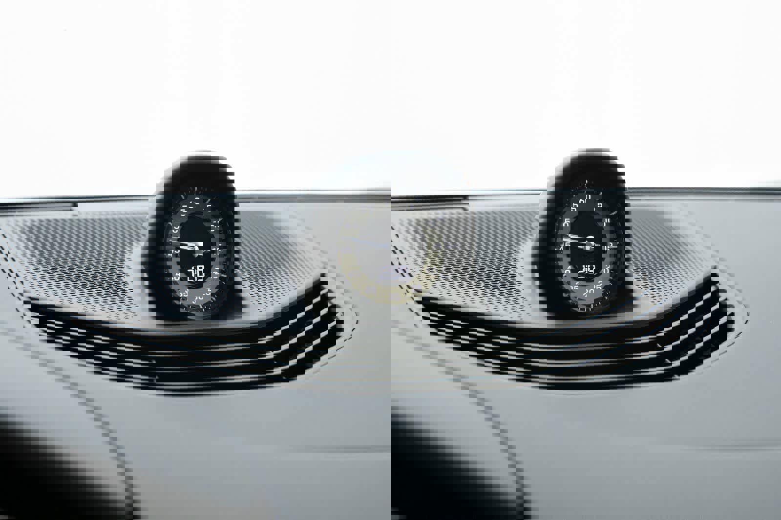 New 2026 Porsche Taycan Turbo S image 25