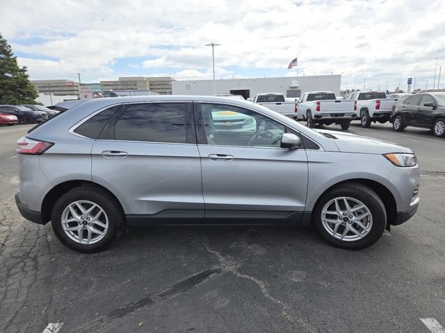 Used 2024 Ford Edge SEL AWD/4WD image 17