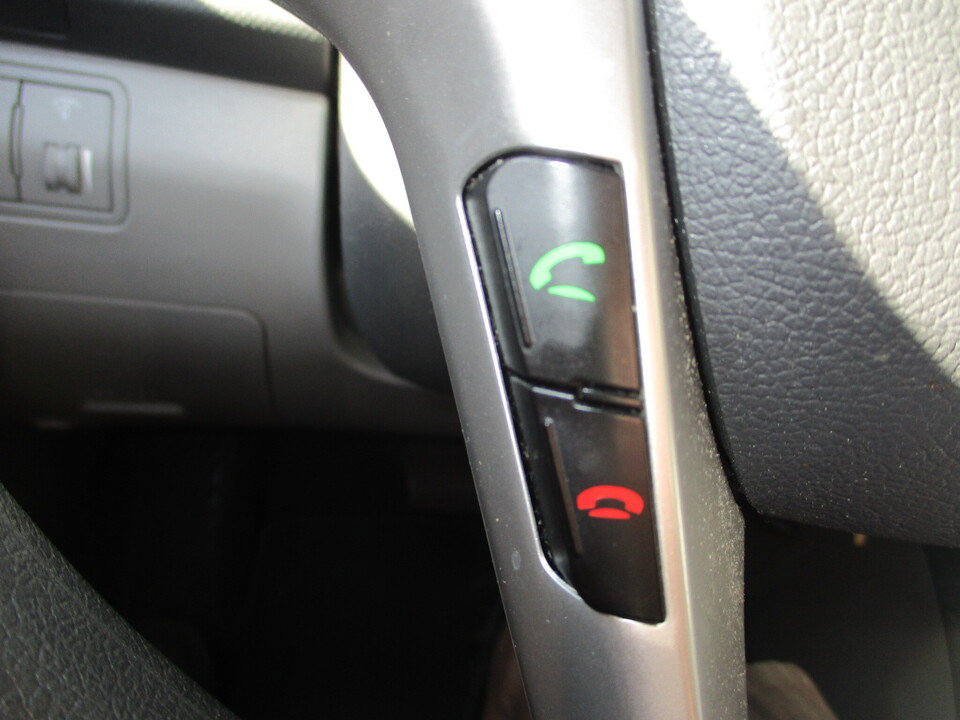 Used 2012 Hyundai Accent GLS w/ Premium Pkg 3 FWD image 32