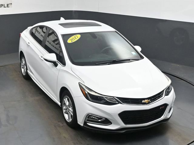 Used 2017 Chevrolet Cruze LT w/ Sun And Sound Package image 43