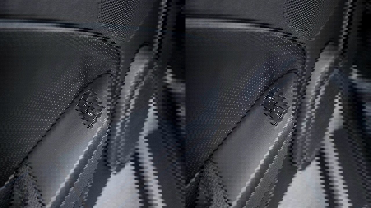 Used 2008 Ford Mustang Shelby GT500 image 27