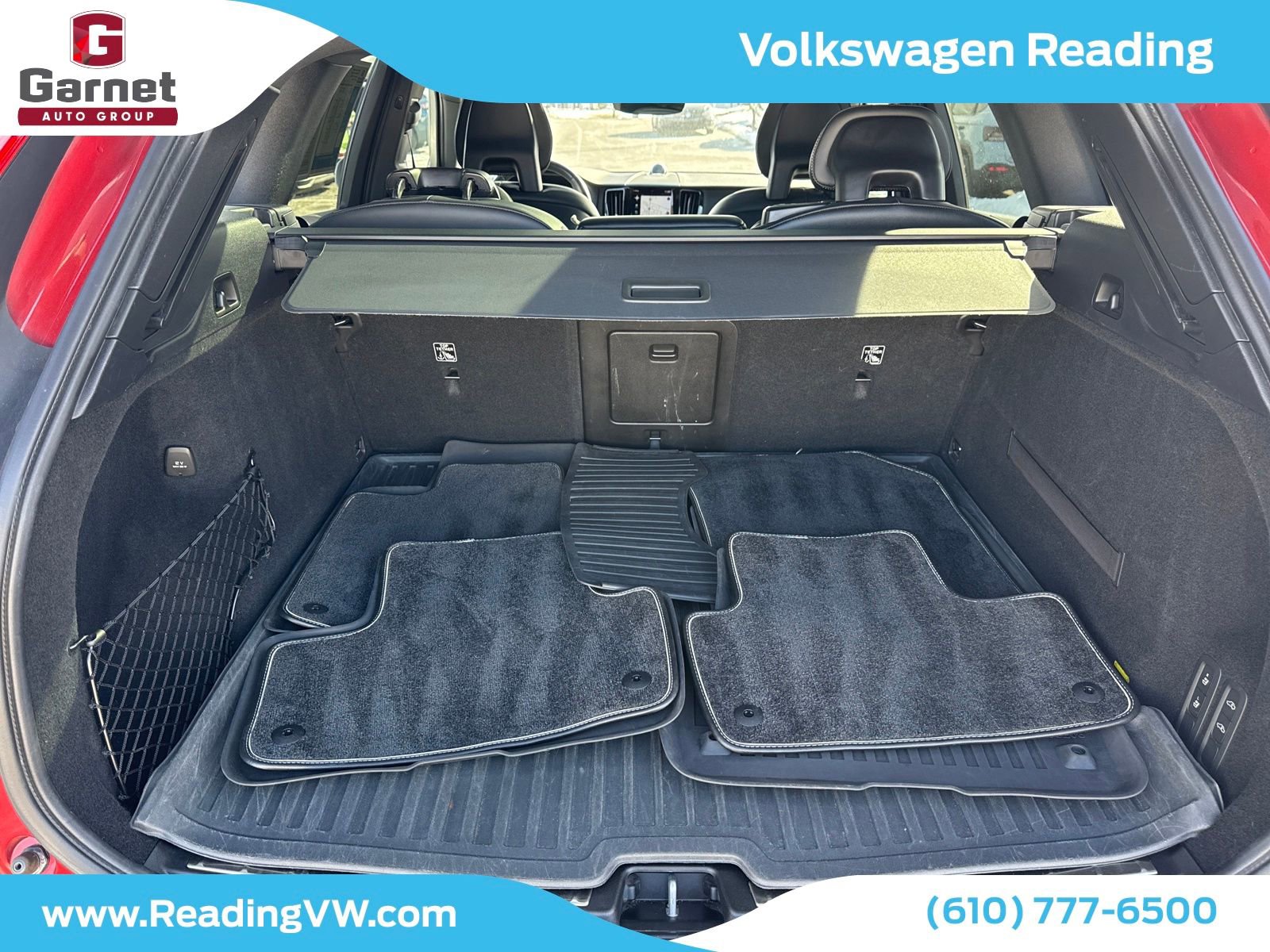 Used 2018 Volvo XC60 T5 R-Design w/ Convenience Package image 24