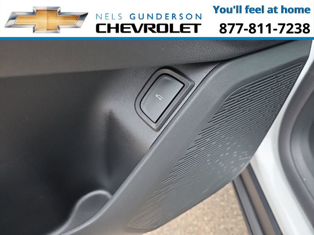 New 2026 Chevrolet Equinox LT w/ Convenience Package II image 17