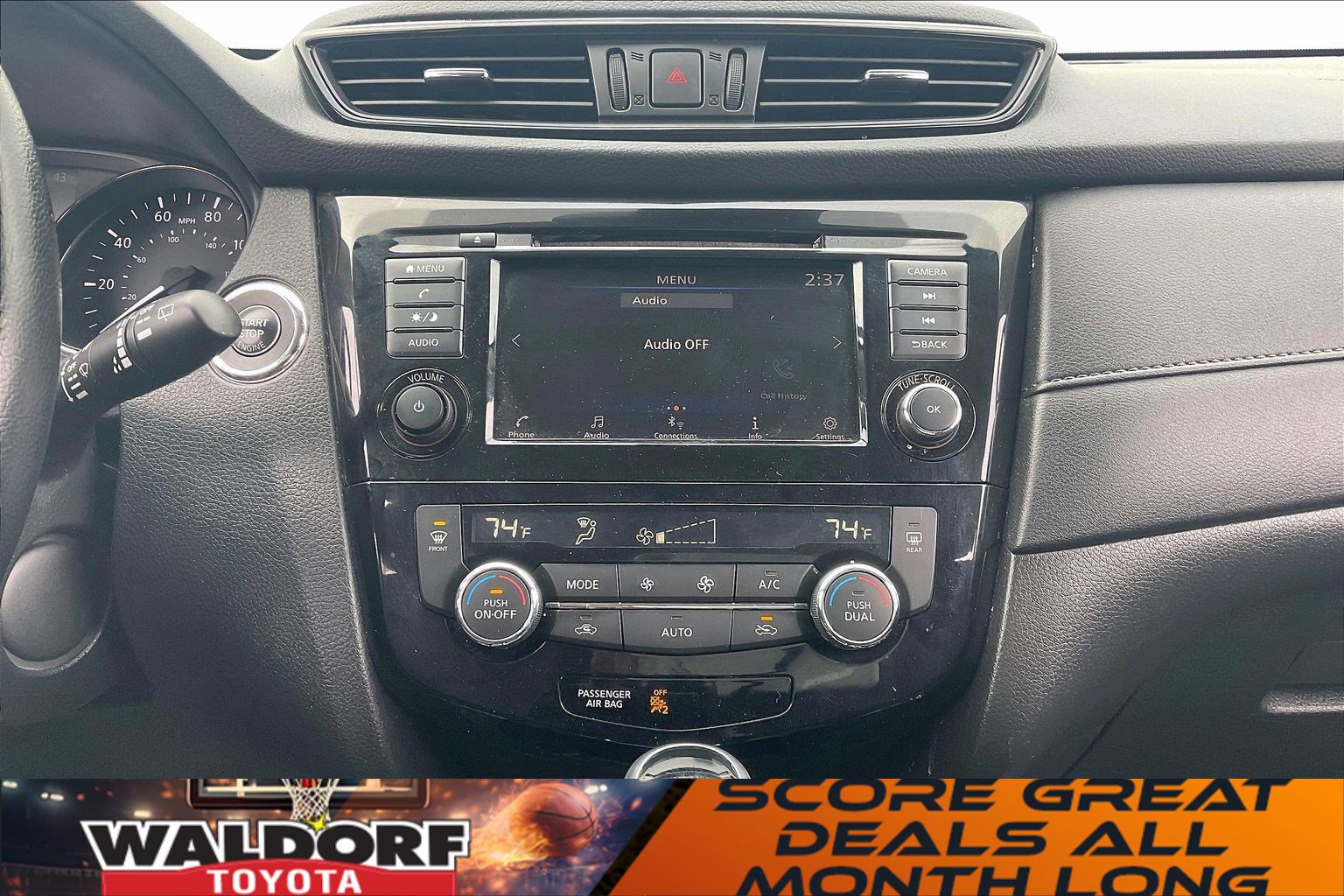 Used 2020 Nissan Rogue SV image 37