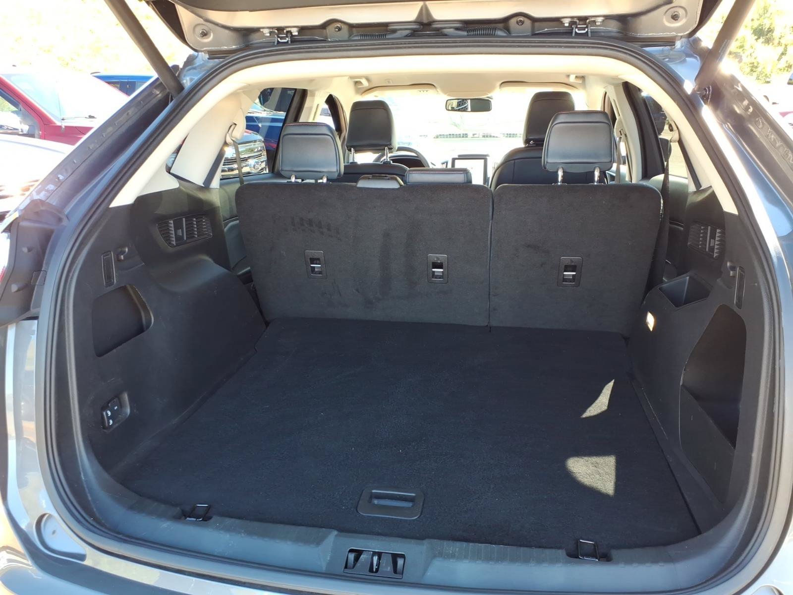 Used 2024 Ford Edge SEL w/ Sport Appearance Package AWD/4WD image 10