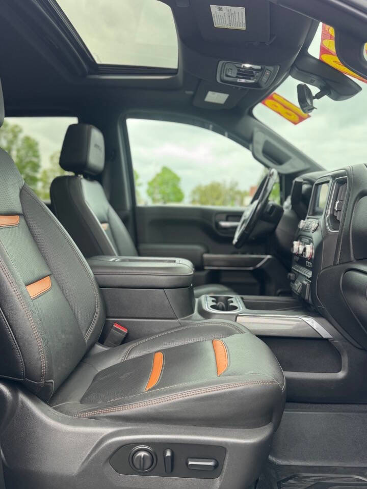 Used 2019 GMC Sierra 1500 AT4 w/ Technology Package AWD/4WD image 4