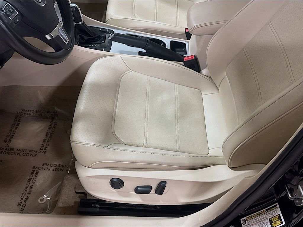 Used 2013 Volkswagen Passat 2.5 SE image 20