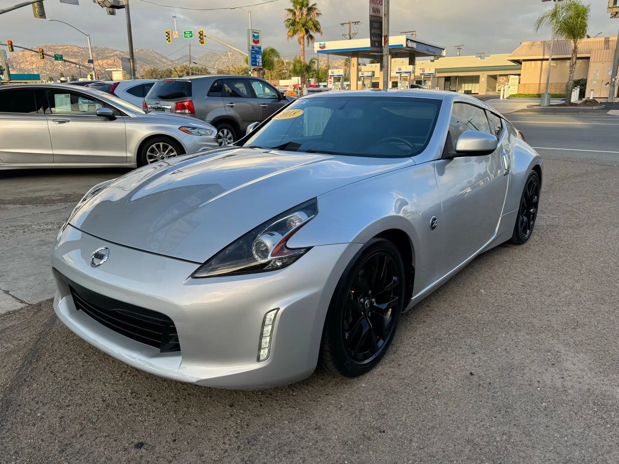 Used 2018 Nissan 370Z Touring image 4