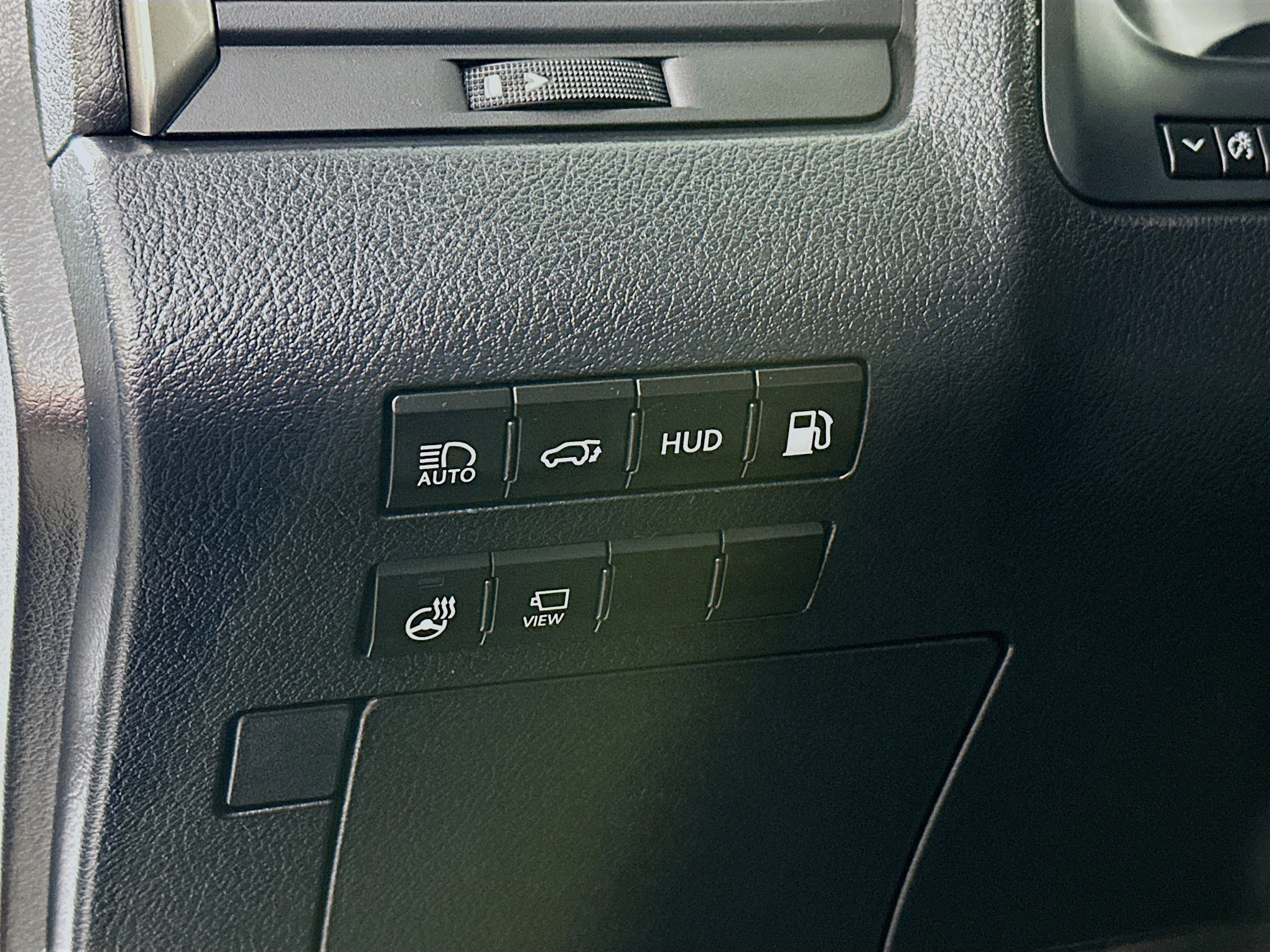 Used 2021 Lexus RX 450hL Luxury w/ Cold Area Package (CK) image 10