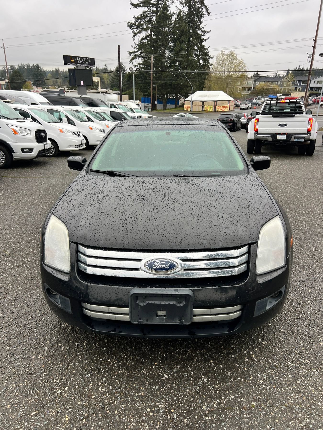 Used 2009 Ford Fusion SE FWD image 2