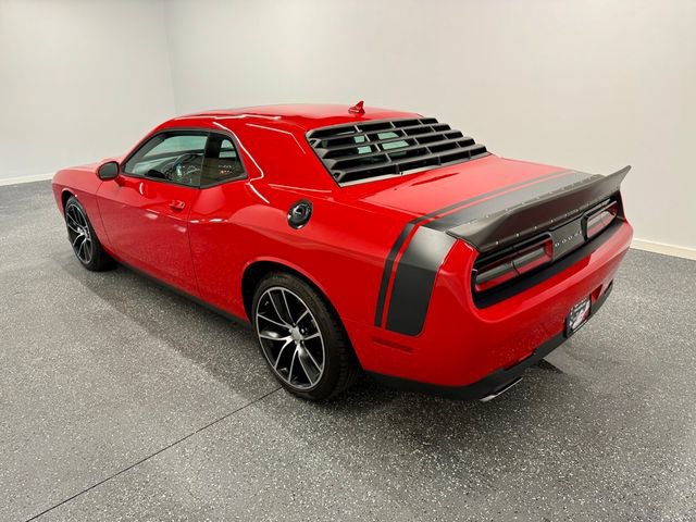 Used 2016 Dodge Challenger R/T Scat Pack w/ Leather Interior Group image 8