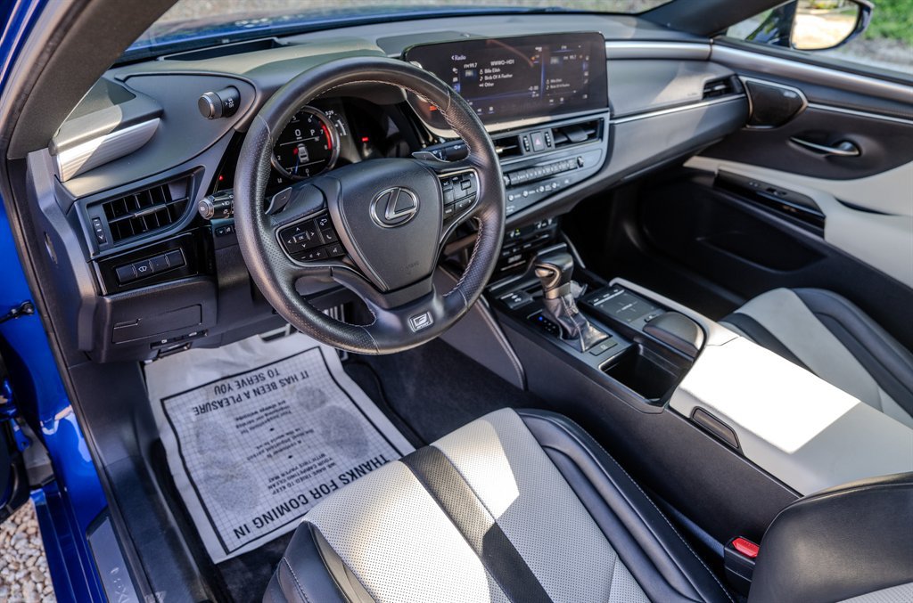 Used 2022 Lexus ES 350 F Sport w/ Accessory Package 2 FWD image 13