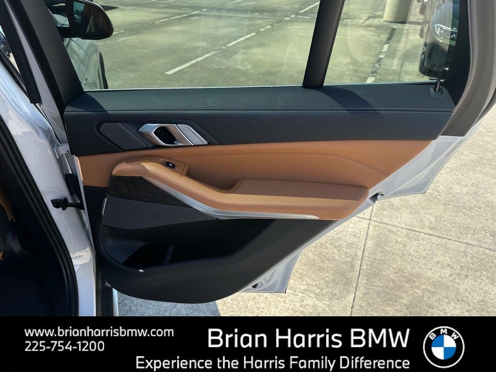 Certified 2025 BMW X5 xDrive40i w/ Premium Package image 29