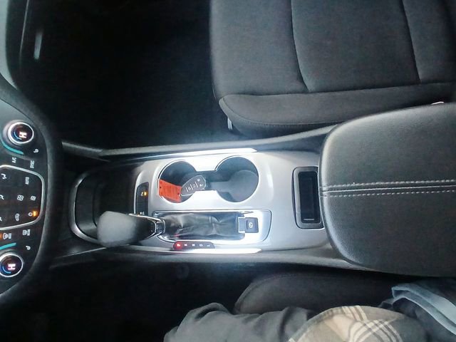 Used 2025 Chevrolet Malibu LT FWD image 20