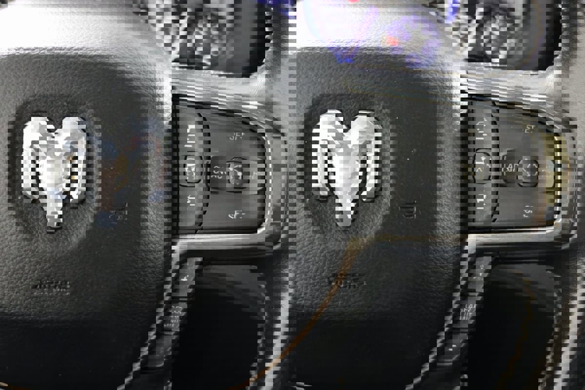 Used 2020 RAM 1500 Limited image 29