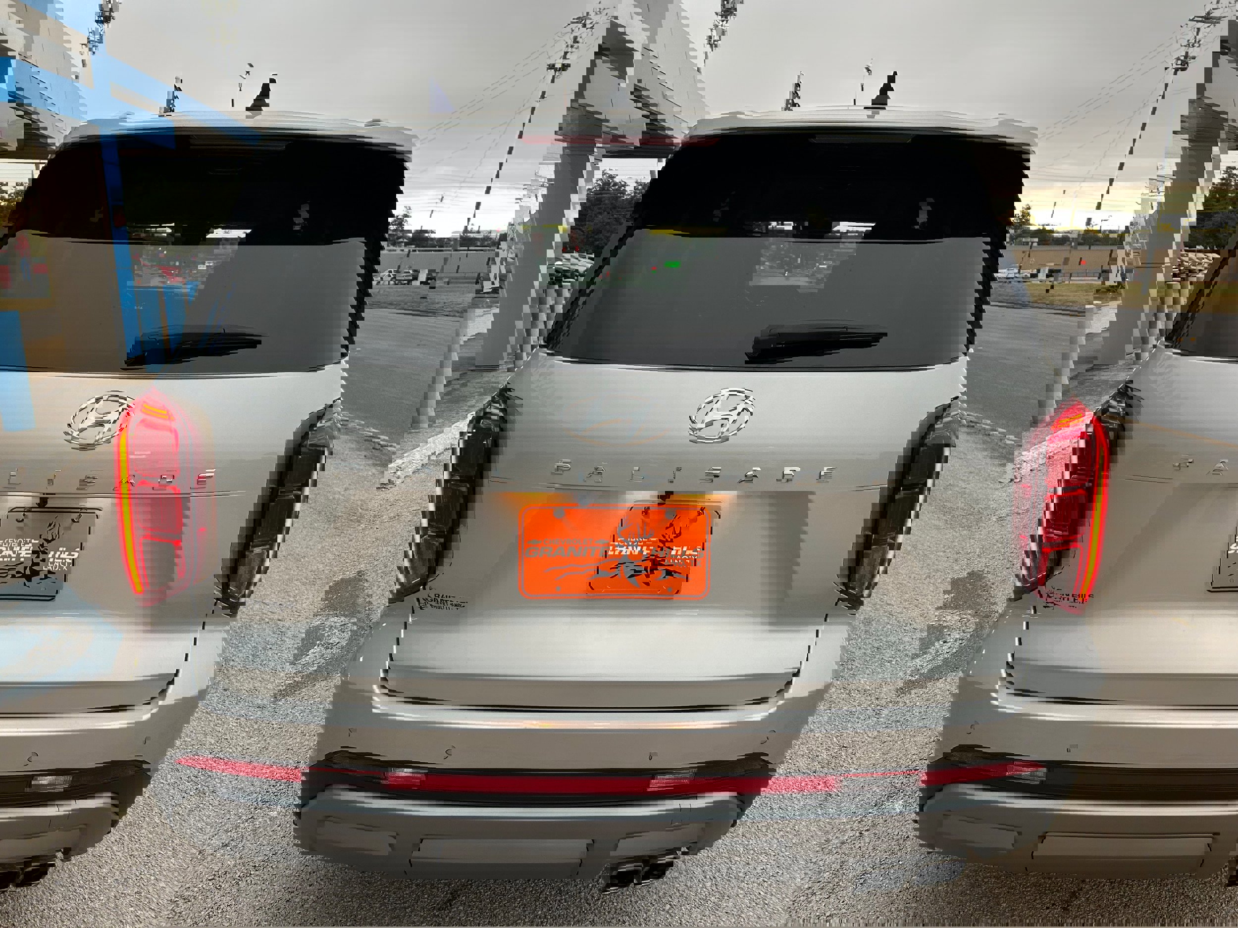 Used 2023 Hyundai Palisade SEL w/ Premium Package image 4