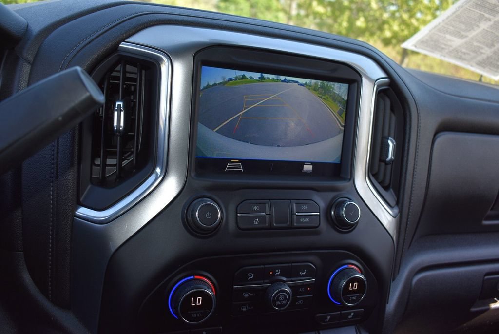 Used 2021 Chevrolet Silverado 1500 LT RWD image 19