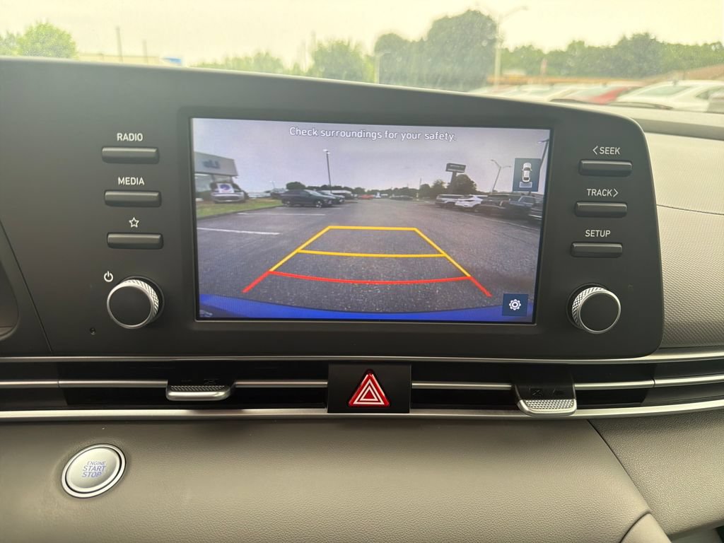 Certified 2023 Hyundai Elantra SEL FWD image 22
