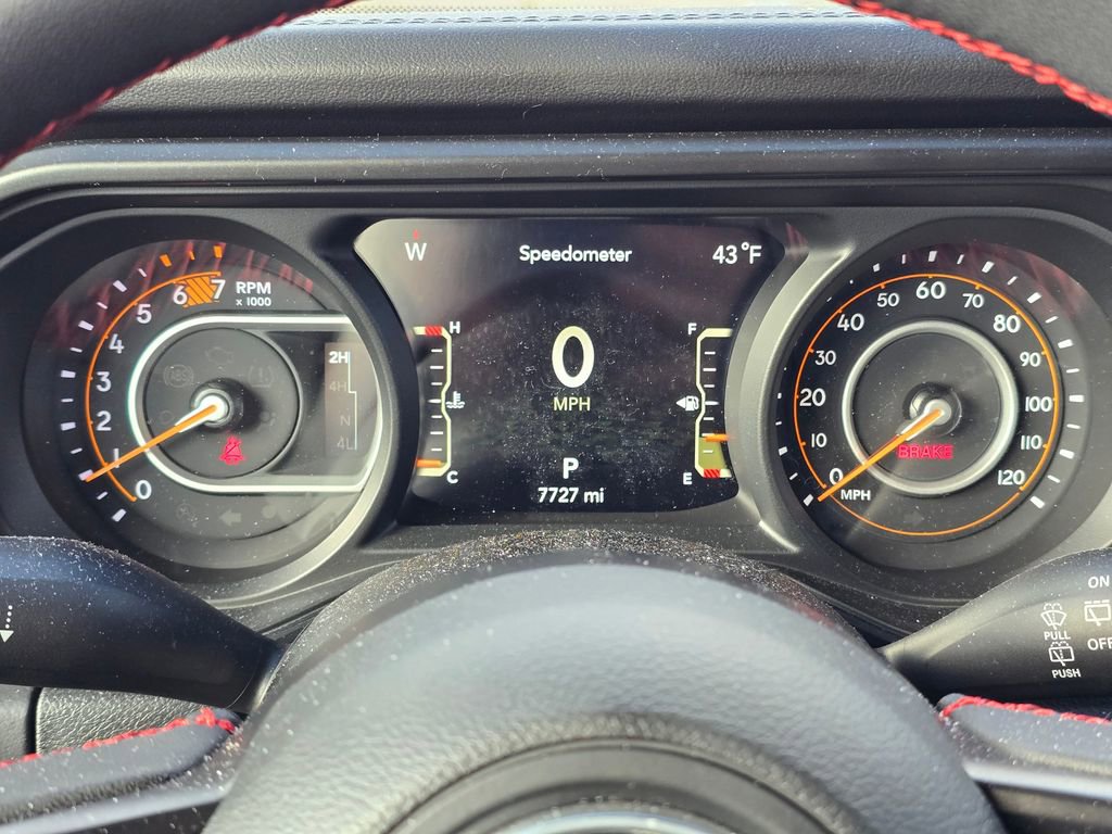 Used 2024 Jeep Wrangler Unlimited Rubicon w/ Convenience Group image 27