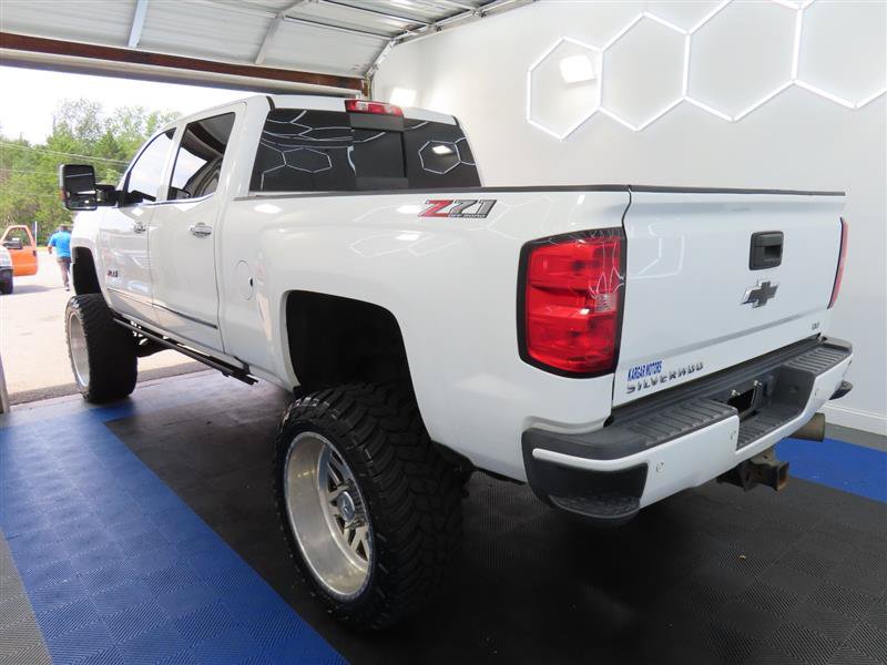 Used 2019 Chevrolet Silverado 2500 LTZ w/ Duramax Plus Package AWD/4WD image 6