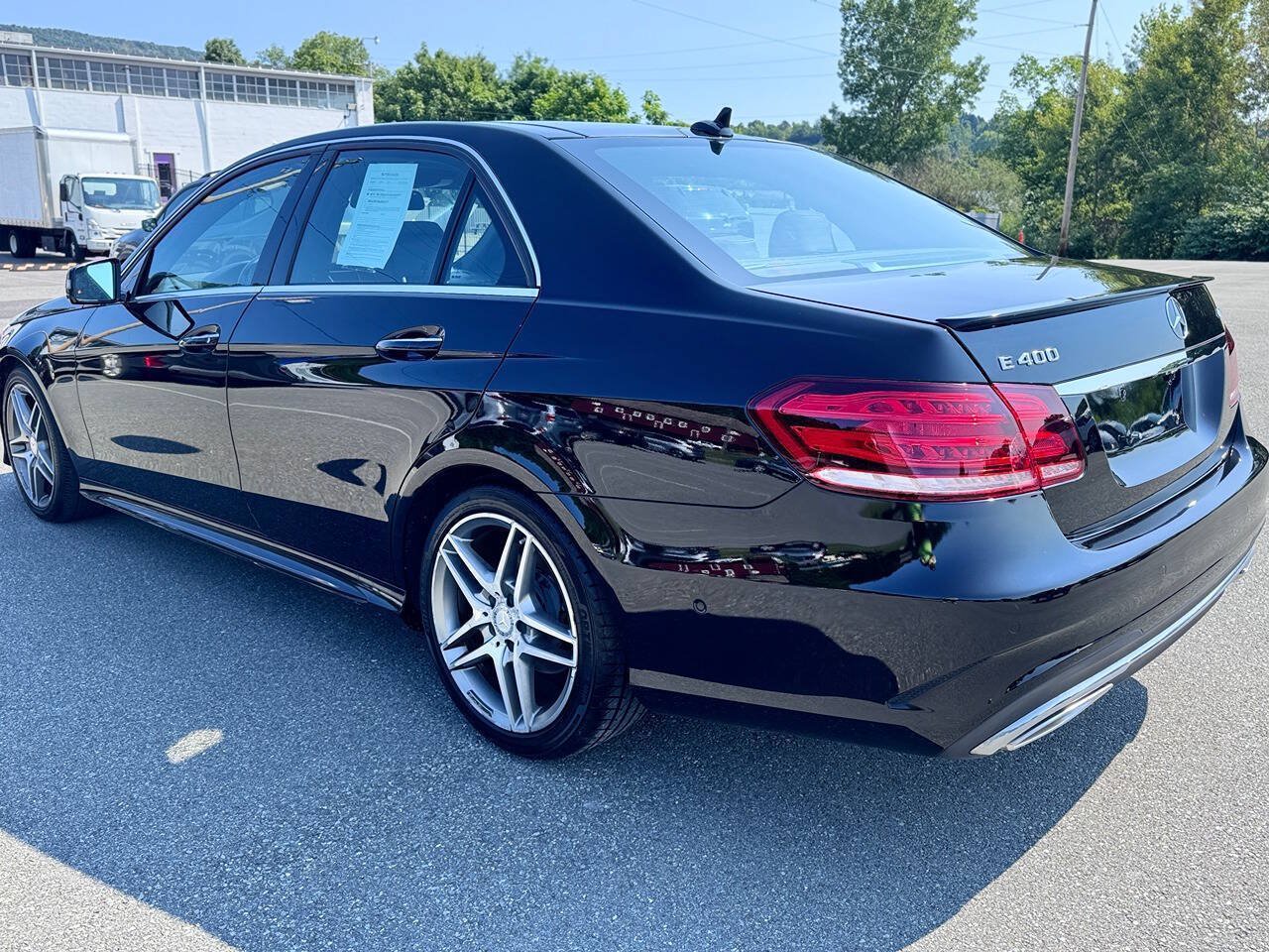 Used 2016 Mercedes-Benz E 400 4MATIC Sedan image 14